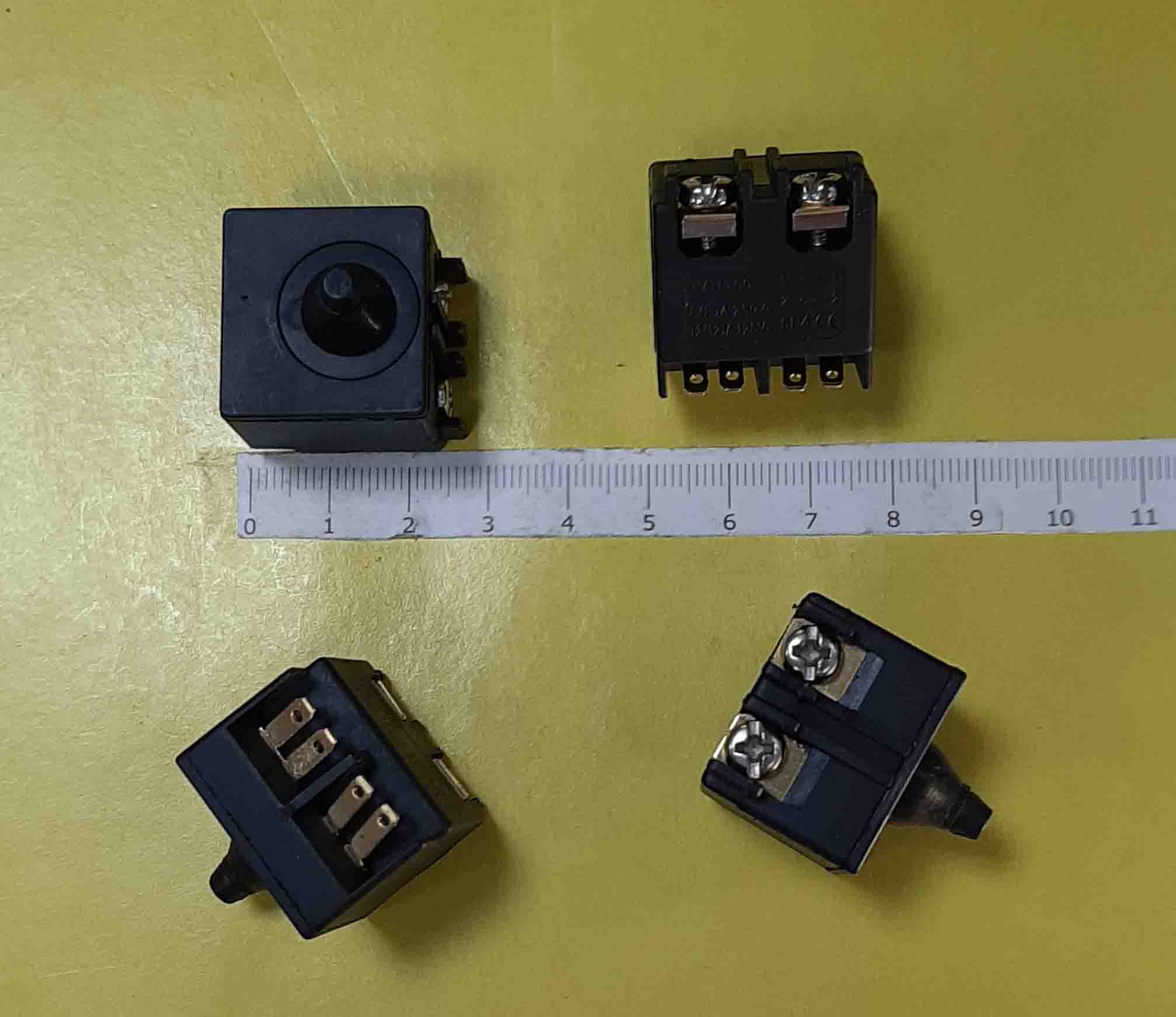 Кнопка 25х24х29KATLeGO 8A250V 12A125V
